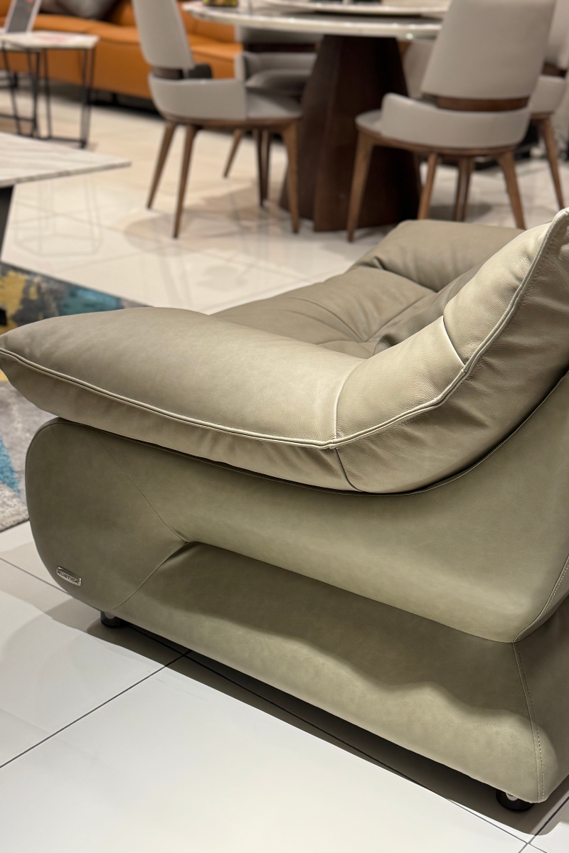 8. 7. KS236 Leather Sofa (800×1200).png